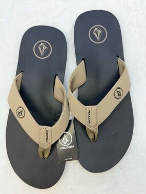 Volcom Men’s Beige and Black Casual Thong Flip Flops Sandals size 12